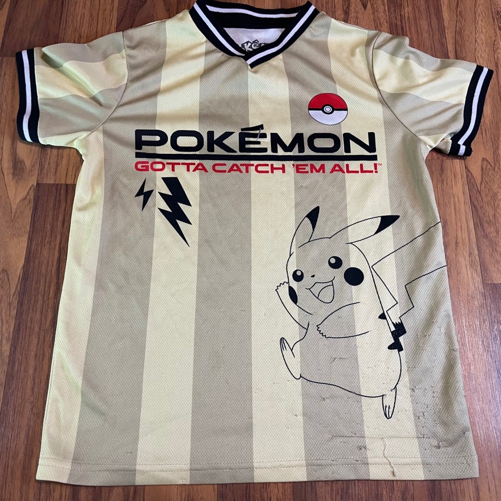 Pokemon Pikachu Soccer Jersey Mens Medium Yellow Striped 25th Anniversary Mesh